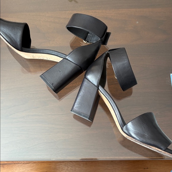 Via Spiga Black Leather Heel Sandals - Picture 10 of 11